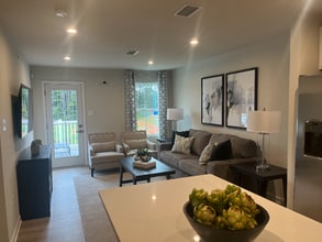 509 Porter Cir in Sandston, VA - Building Photo - Building Photo