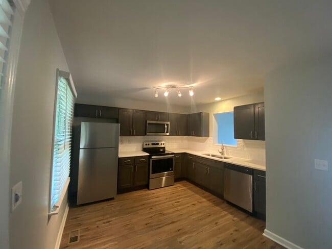 property at 2031 Franklin St
