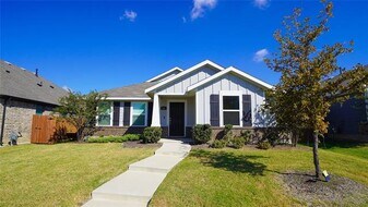 3952 Bison Ln in Crandall, TX - Building Photo