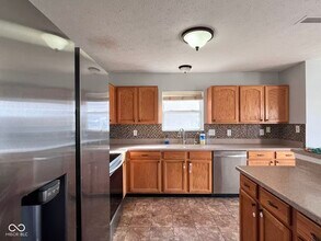 1288 Constitution Dr in Indianapolis, IN - Building Photo - Building Photo