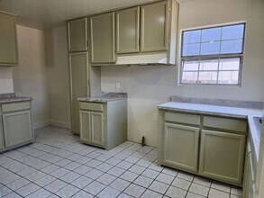 5435 6th Ave in Los Angeles, CA - Building Photo - Building Photo