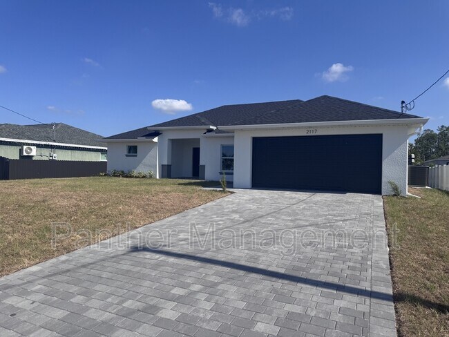 2117 NW 10th Terrace in Cape Coral, FL - Building Photo - Building Photo