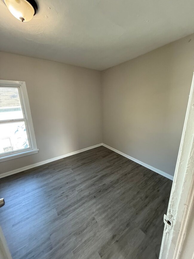 2237 Oakdale Ave in Lorain, OH - Building Photo - Building Photo