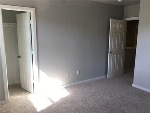 4802 Clarkson Ave in Austin, TX - Building Photo - Building Photo