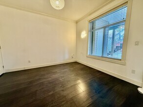 13275-13290 90 Ave in Surrey, BC - Building Photo - Building Photo