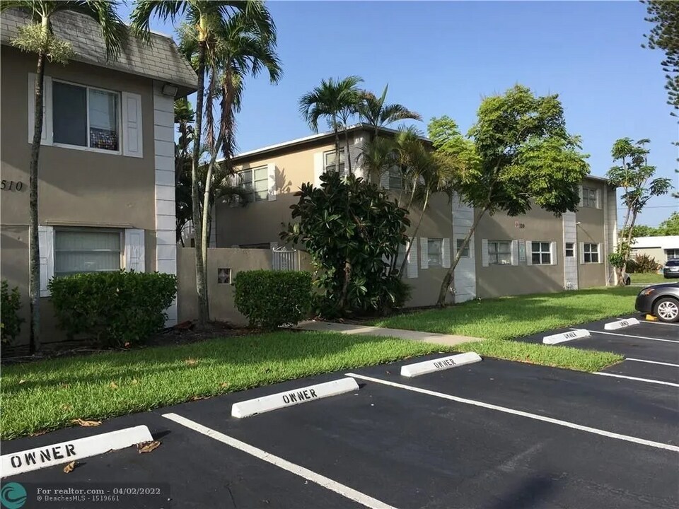 500 SE 15th St in Pompano Beach, FL - Building Photo