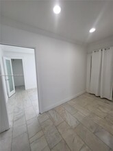 928 Jefferson Ave in Miami Beach, FL - Building Photo - Building Photo