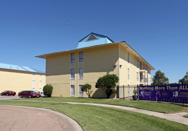 Stadium Square in Baton Rouge, LA - Foto de edificio - Building Photo