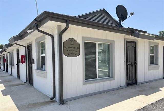 260 S Corinth St Rd in Dallas, TX - Building Photo