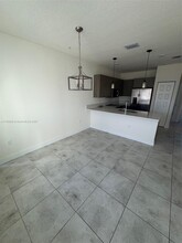 10295 NW 64th Terrace in Doral, FL - Building Photo - Building Photo