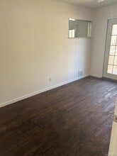 383 Locust St in Central Islip, NY - Building Photo - Building Photo