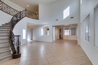 3774 Dusky Flycatcher St in Las Vegas, NV - Building Photo - Building Photo