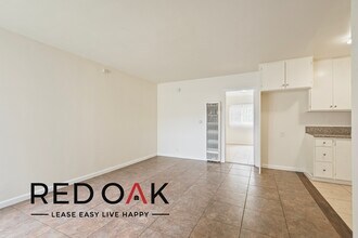 3867 Potomac Ave in Los Angeles, CA - Building Photo - Building Photo
