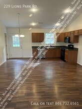 229 Lions Park Rd in Marietta, SC - Building Photo - Building Photo