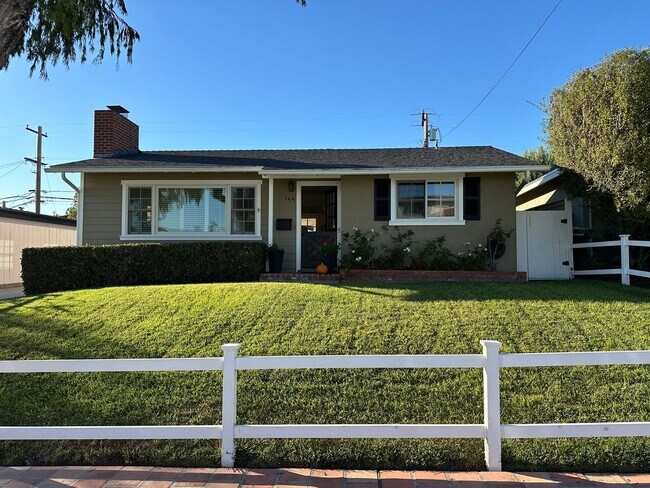 144 Avenida Barcelona in San Clemente, CA - Building Photo - Building Photo