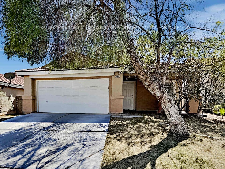 10233 Anoka Ave in Las Vegas, NV - Building Photo
