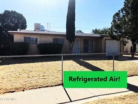 10073 Kirwood St in El Paso, TX - Building Photo