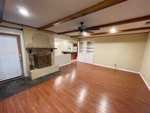 1714 Crescent Dr in Sherman, TX - Building Photo - Building Photo