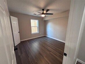 7317 Briefway St-Unit -A in Houston, TX - Building Photo - Building Photo