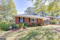 1152 Piedmont Pl in Gainesville, GA - Foto de edificio - Building Photo