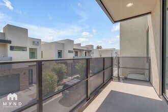 901 S Smith Rd in Tempe, AZ - Building Photo - Building Photo