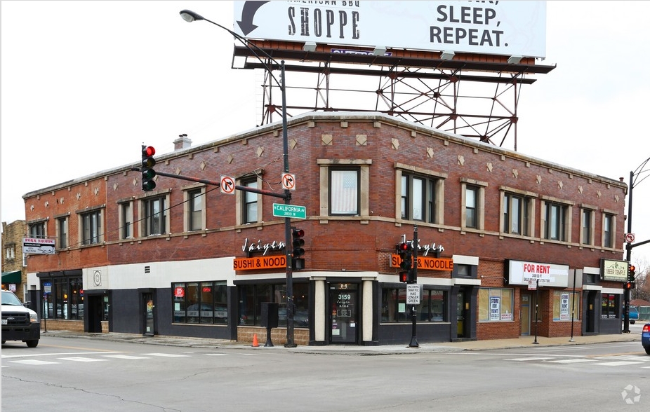 2747 W Belmont Ave in Chicago, IL - Foto de edificio