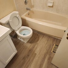 2448 S Evanston St in Aurora, CO - Foto de edificio - Building Photo