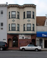 1042 Irving St in San Francisco, CA - Foto de edificio - Building Photo