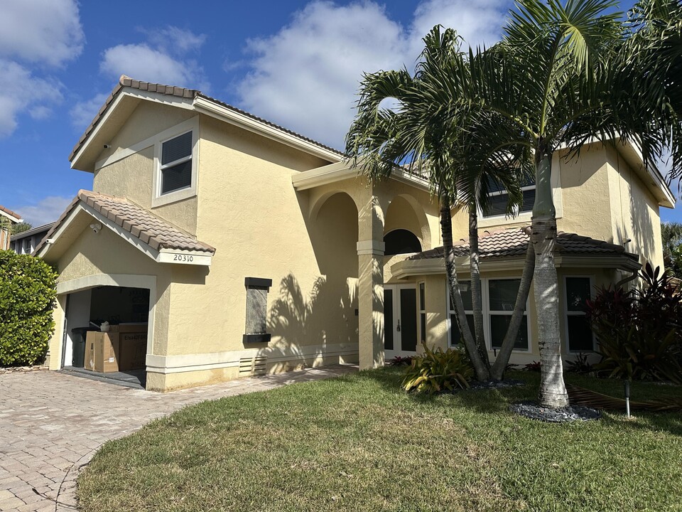 20310 Cozumel Ct in Boca Raton, FL - Building Photo