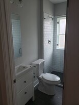 926 S 2nd St, Unit Upstairs in St. Charles, IL - Building Photo