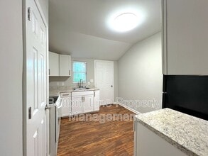 2633 Kenhill Dr in Charlotte, NC - Building Photo - Building Photo