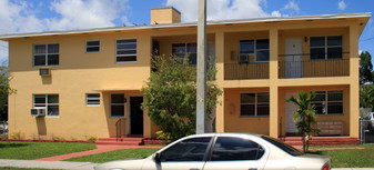 1575 SW 2nd St Apartments