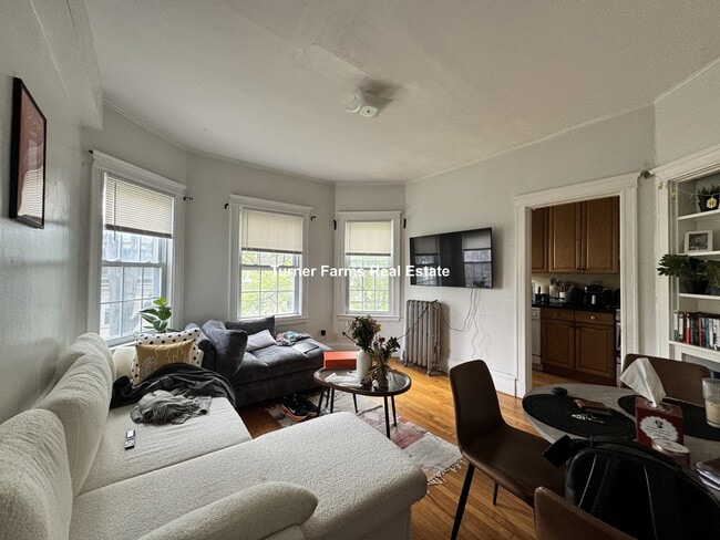 156 Magazine St, Unit 25 in Cambridge, MA - Foto de edificio - Building Photo