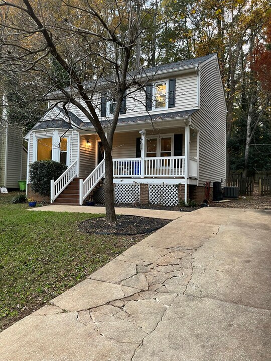 5109 Simmons Branch Trail in Raleigh, NC - Building Photo