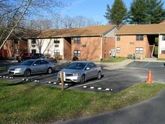 Cedar Crag Terrace in Manchester, KY - Building Photo