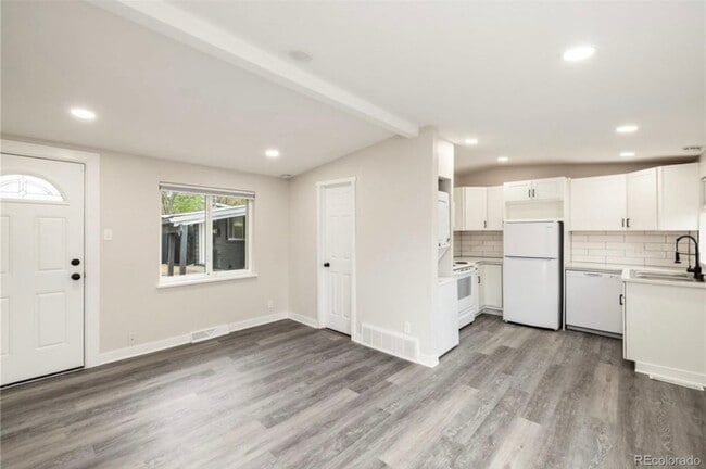 property at 7809 Greenleaf Ln