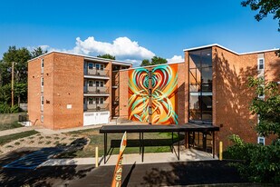 Riviera in State College, PA - Building Photo