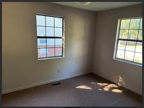 150 Gates St in Jackson, TN - Building Photo - Building Photo