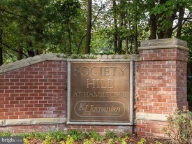 25 Mulberry Ct in Trenton, NJ - Building Photo