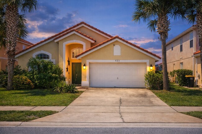 525 Paloma Dr in Davenport, FL - Building Photo - Building Photo