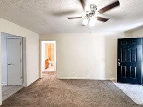 470 Martha Ln in Clarksville, TN - Building Photo - Building Photo