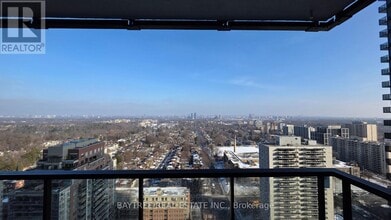 110 Broadway Ave in Toronto, ON - Building Photo - Building Photo