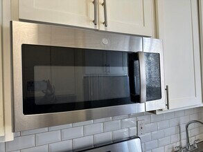 93 Fairview Ave in Jersey City, NJ - Building Photo - Building Photo