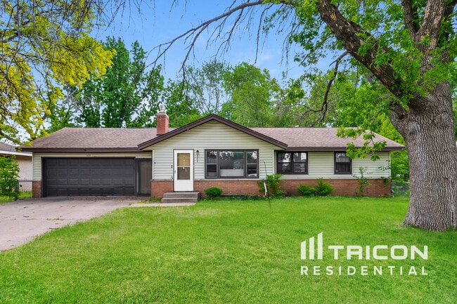 property at 600 Manor Dr NE