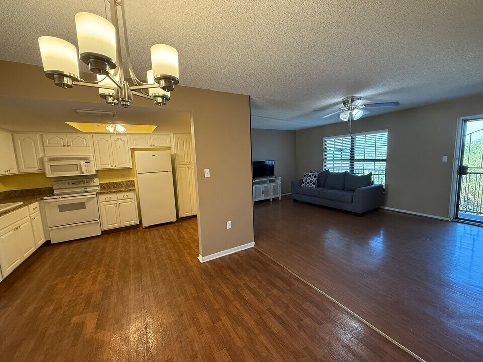 930 85th Ave N in St. Petersburg, FL - Building Photo