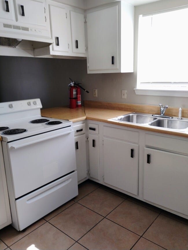 1007 Shilo Ave, Unit C