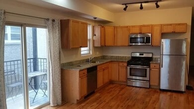 3637 W belmont, Unit #1 in Chicago, IL - Building Photo - Building Photo