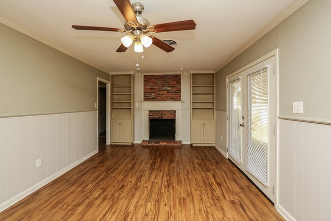 5316 Wayneland Dr in Jackson, MS - Building Photo - Building Photo