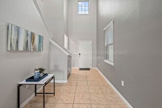 5552 Misty Oak Cir in Davenport, FL - Building Photo - Building Photo