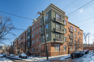 Crescent Court in Jersey City, NJ - Building Photo - Primary Photo